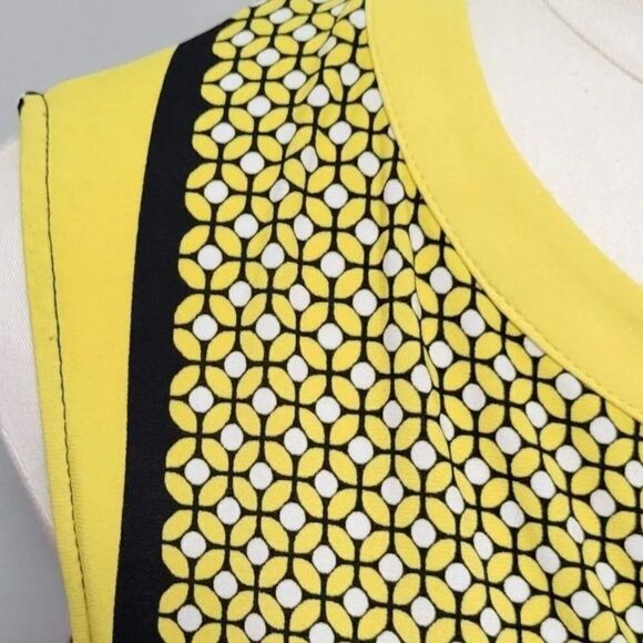 JONES STUDIO yellow/white/black patterned sleeveless top size 2X. - Picture 6 of 7